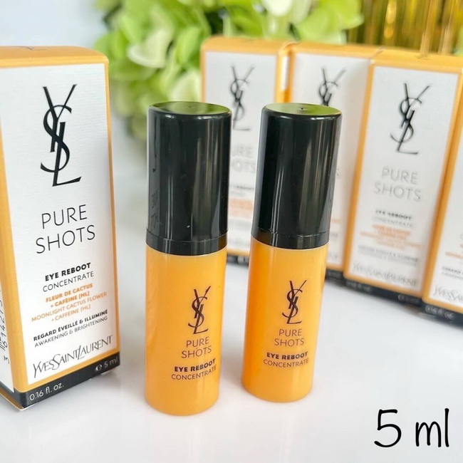 YSL Yves Saint Laurent Pure Shots Eye Reboot Concentrate ขนาดทดลอง 5 ml. เซรั่มบำรุงผิวรอบดวงตา เนื้อบางเบา ไม่เหนียวเหนอะหนะ ด้วยสารสกัดเข้มข้นจากมูนไลท์แคคตัส ช่วยลดความหมองคล้ำ ริ้วรอย และถุงใต้ตา อีกทั้งยังช่วยฟื้นฟูผิวที่ดูเหนื่อยล้าให้กลับมามีชีวิตช