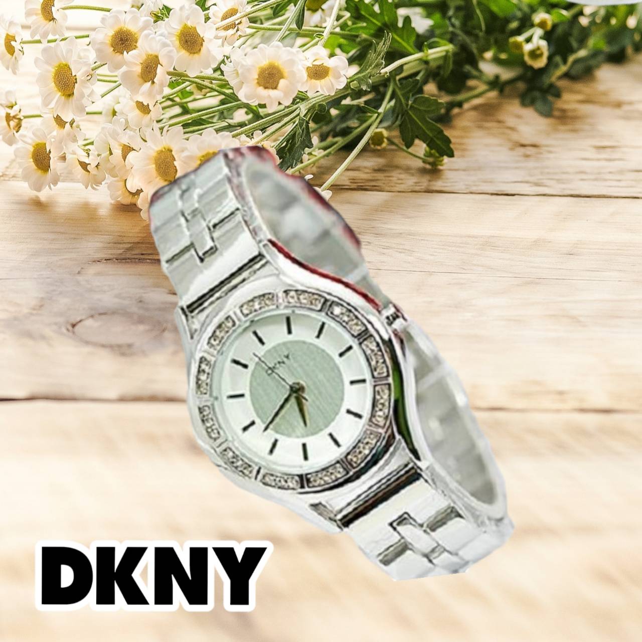 ** พร้อมส่ง ** นาฬิกาข้อมือแฟชั่น แบรนด์ สายเลส สีเงิน ( DKNY )