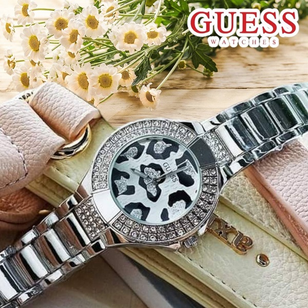 ** พร้อมส่ง ** นาฬิกาข้อมือแฟชั่น แบรนด์ สายเลส สีเงิน ( Guess )