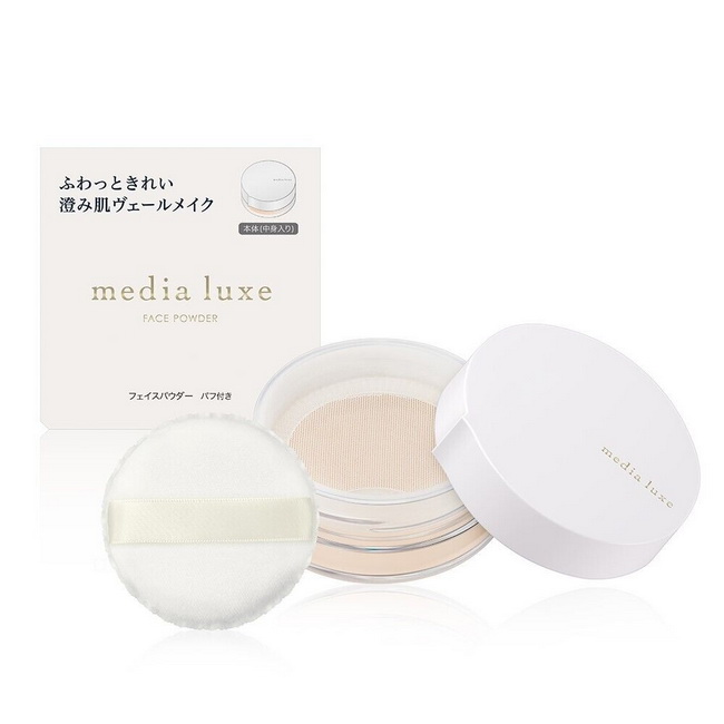 Kanebo Media Luxe Face Powder 14 g. แป้งฝุ่น Kanebo ออกมาใหม่ มีพัฟมาให้ในตัวใช้ได้ทุกสีผิว แป้งฝุ่น Translucent Light Mineral Powder ไม่มีสี เนื้อโปร่งแสง มีพัฟในตัว มีตาข่ายช่วยไม่ให้แป้งฟุ้งกระจาย เนื้อแป้งละเอียดบางเบา ให้ความรู้สึกโปร่งสบาย สามารถเซ็