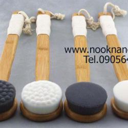 Super soft brush for back แปรงขัดแผ่นหลังและผิวกายรุ่นขนนุ่มพิเศษ